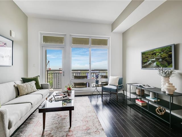 603 Davis St Unit #2005