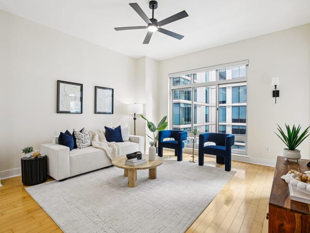 603 Davis St Unit #2007