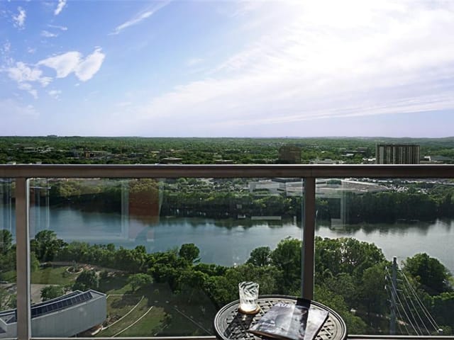 603 Davis St Unit #2208