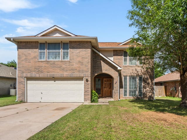 604 Battlecreek LN
