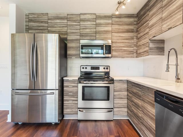 604 N Bluff Dr Unit #104