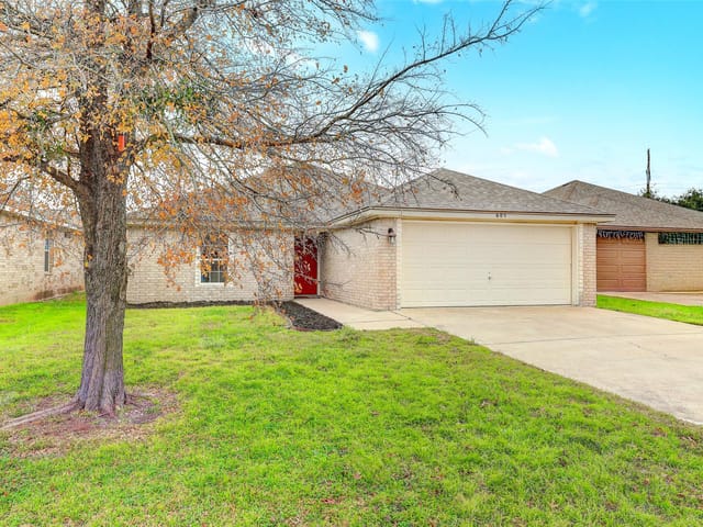 605 Copper Ct