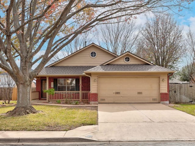 605 Elizabeth Ln