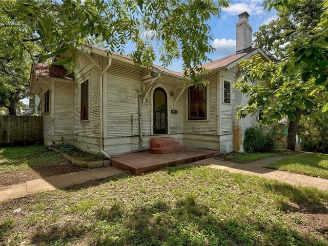 605 HIGHLAND Ave
