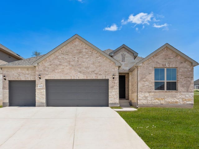 605 Ridge Point DR
