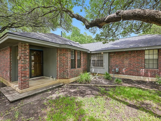 606 Prize Oaks DR