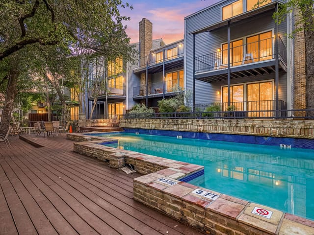 606 W Lynn St Unit #21