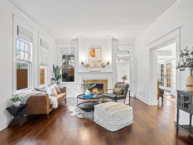 607 W 32nd St