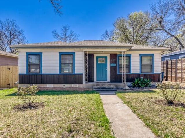 607 W North Loop BLVD