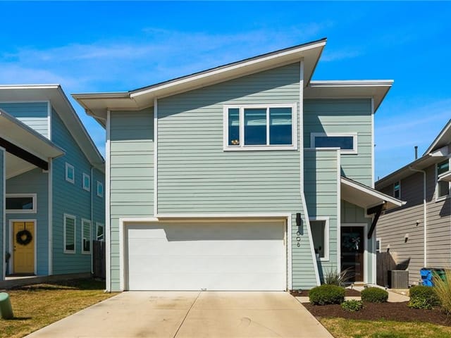 608 Bernstein St Unit #15