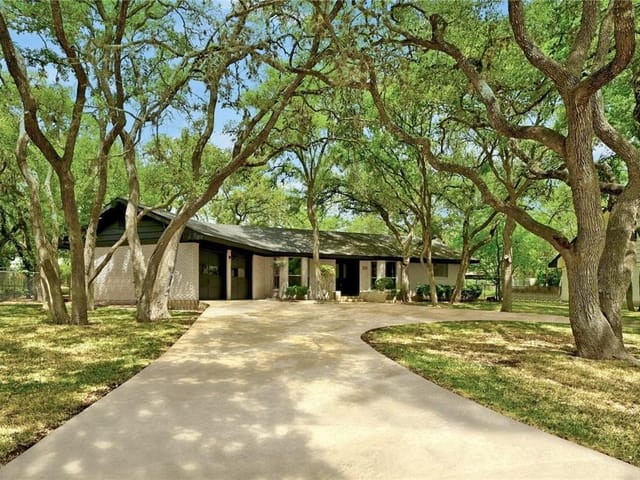 608  Franklin Dr