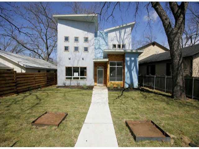 608 W Live Oak St