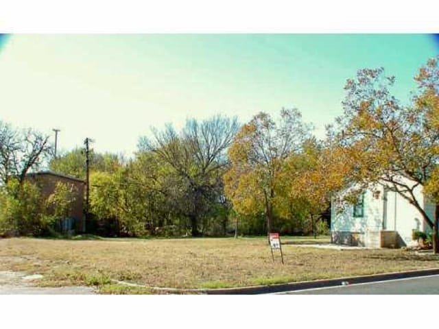 609 BLACKSON AVE