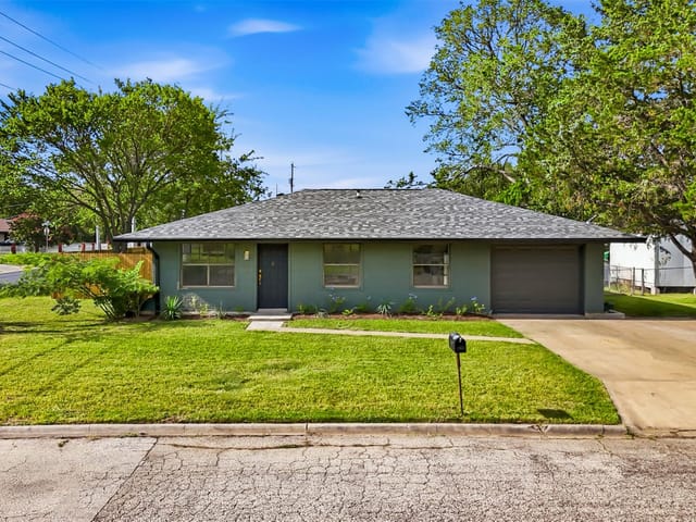 609 Magnolia ST
