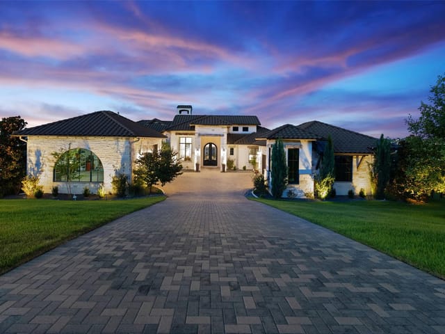 609 Vendemmia BND - front exterior - Luxury home in Lakeway Highlands Ph 1 Sec 8A, Austin, TX