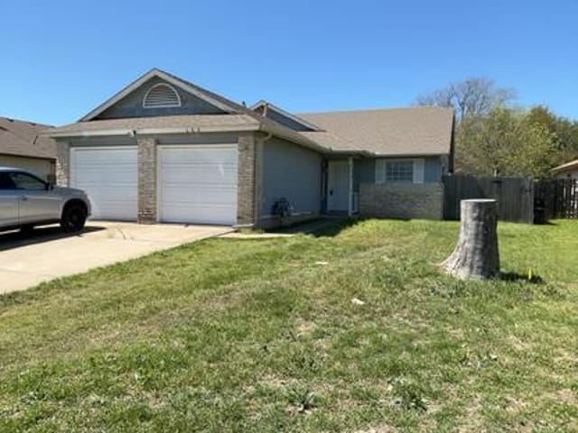 610/608 Greenlawn BLVD