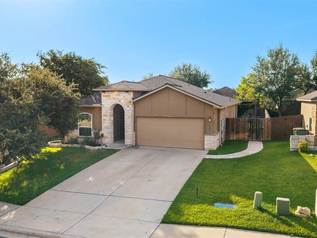 610 Algerita Dr