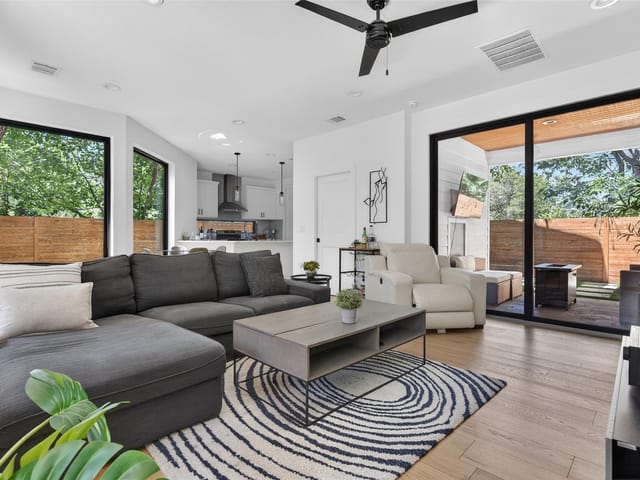 610 Clifford DR Unit #B