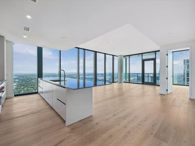 610 Davis St Unit #4401