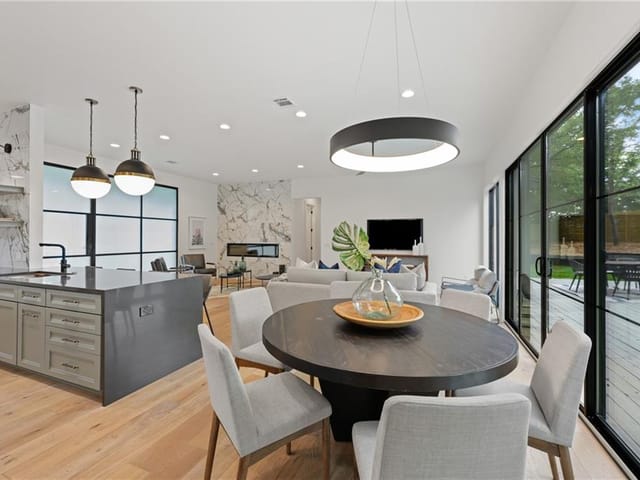 6100 Gena Ct