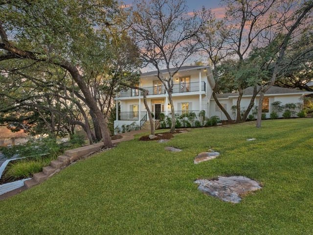 6100 Marquesa Dr