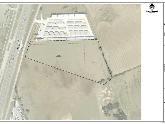 6100 N Interstate 35 - 7 Acres