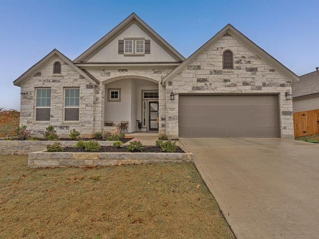 6101 Alamosa Clearing Dr