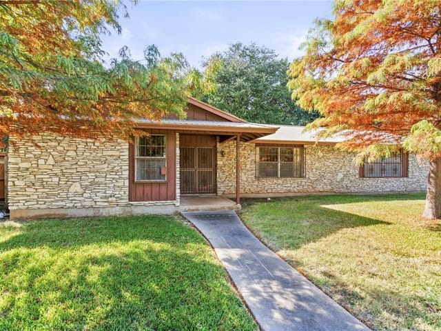 6102 Janey Dr