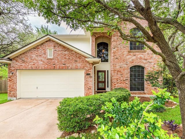 6104 Jumano Ln