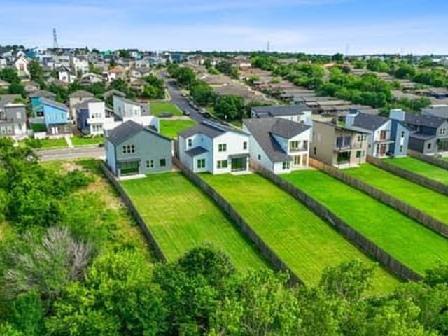 6104 Sendero Hills Pkwy