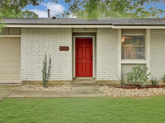 6107 Harwin Ln