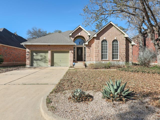 6108 John Chisum LN