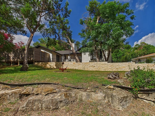 6108 Shadow Valley Dr Unit #A & B