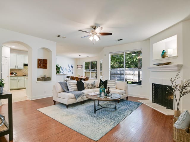 6109 York Bridge Cir