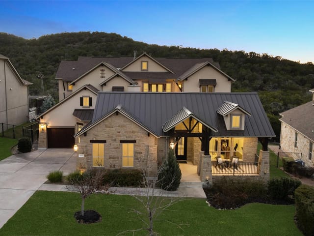 6112 Osceola TRL