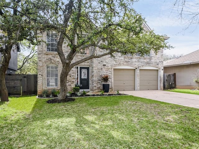 6113 La Naranja Ln