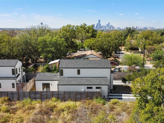 6117 Richardson Ln