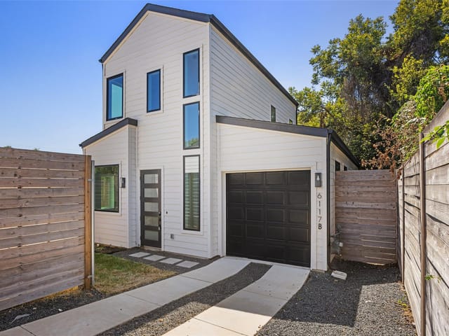 6117 Richardson Ln Unit #2