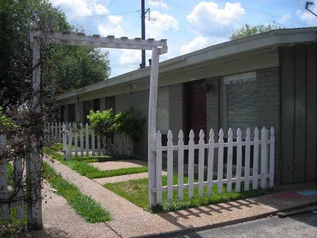 612 W 51st
