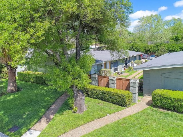 612 W 51st ST Unit #101