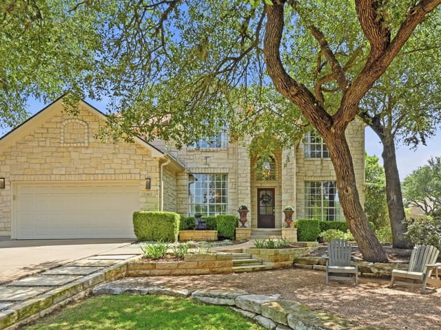 6122 Mordred LN