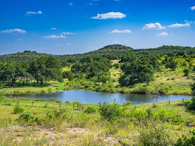 613 Cattle Creek RD