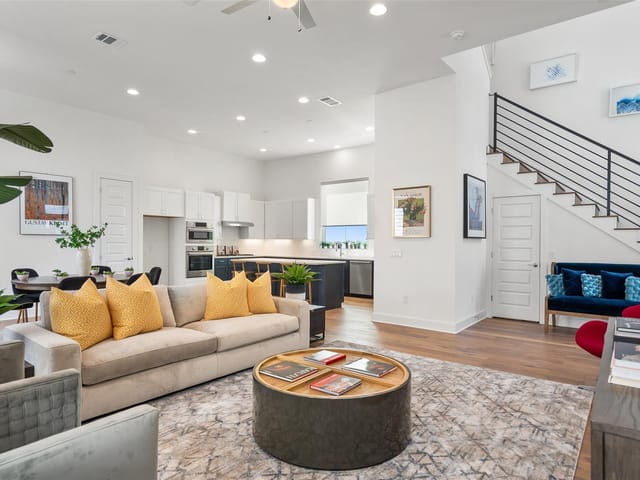 6133 Sendero Hills Pkwy