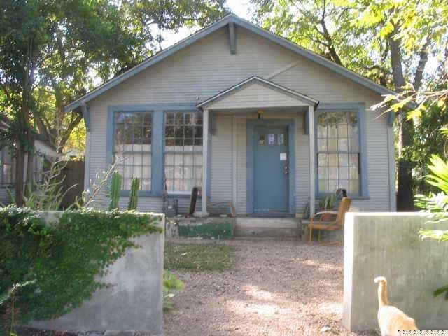 615 W Johanna St