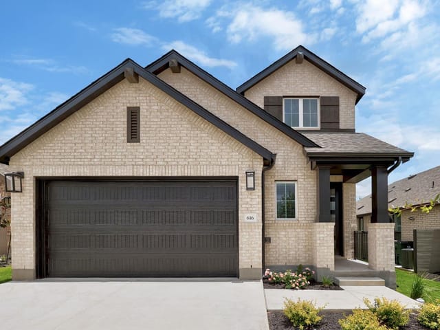 616 High Summit DR