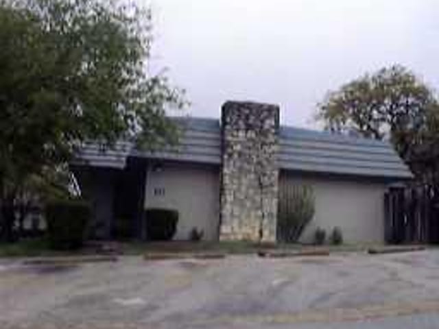 617 CASTLE RIDGE RD Unit #A