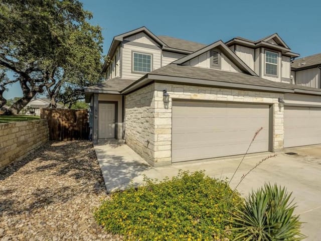 619 Parkline DR