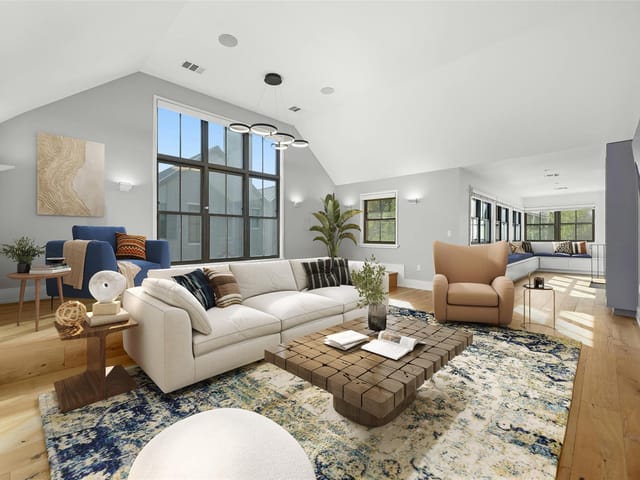 620 Blanco St Unit #B3