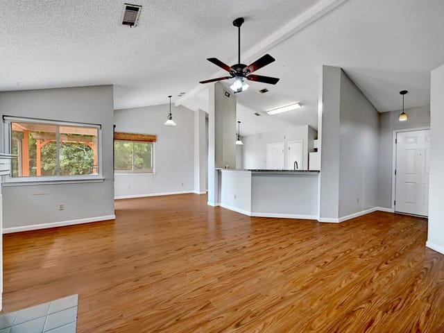 6200 Magnolia Mound Cv