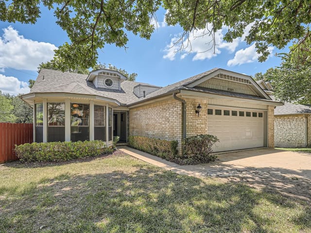 6201 Big Oak Holw
